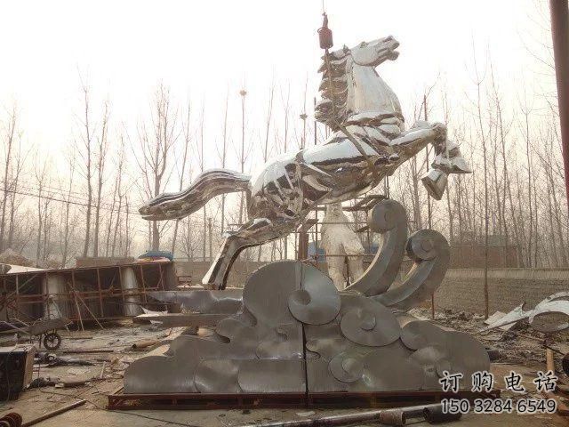 不銹鋼雕塑馬 奔馬雕塑 動物不銹鋼雕塑制作 不銹鋼雕塑馬 奔馬雕塑 動物不銹鋼雕塑制作
