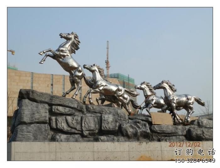 群馬雕塑廠家 群雕動(dòng)物像 不銹鋼群馬雕塑廠家 群馬雕塑廠家 群雕動(dòng)物像 不銹鋼群馬雕塑廠家