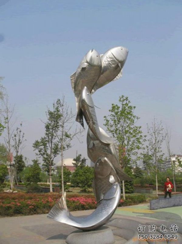 不銹鋼群魚雕塑廠家 魚群雕塑小品 群魚雕塑實景圖 不銹鋼群魚雕塑廠家 魚群雕塑小品 群魚雕塑實景圖