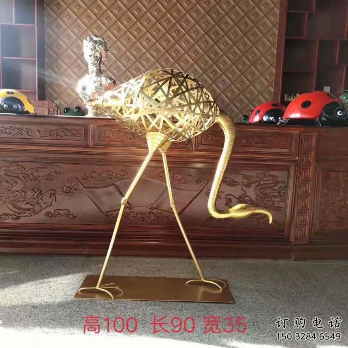 鏤空火烈鳥雕塑廠家 編織工藝 不銹鋼火烈鳥雕塑產(chǎn)品 鏤空火烈鳥雕塑廠家 編織工藝 不銹鋼火烈鳥雕塑產(chǎn)品