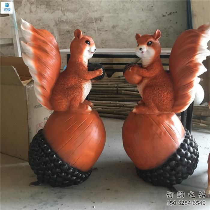 松鼠滾球雕塑廠家 園林小動物 戶外松鼠雕塑制作 松鼠滾球雕塑廠家 園林小動物 戶外松鼠雕塑制作