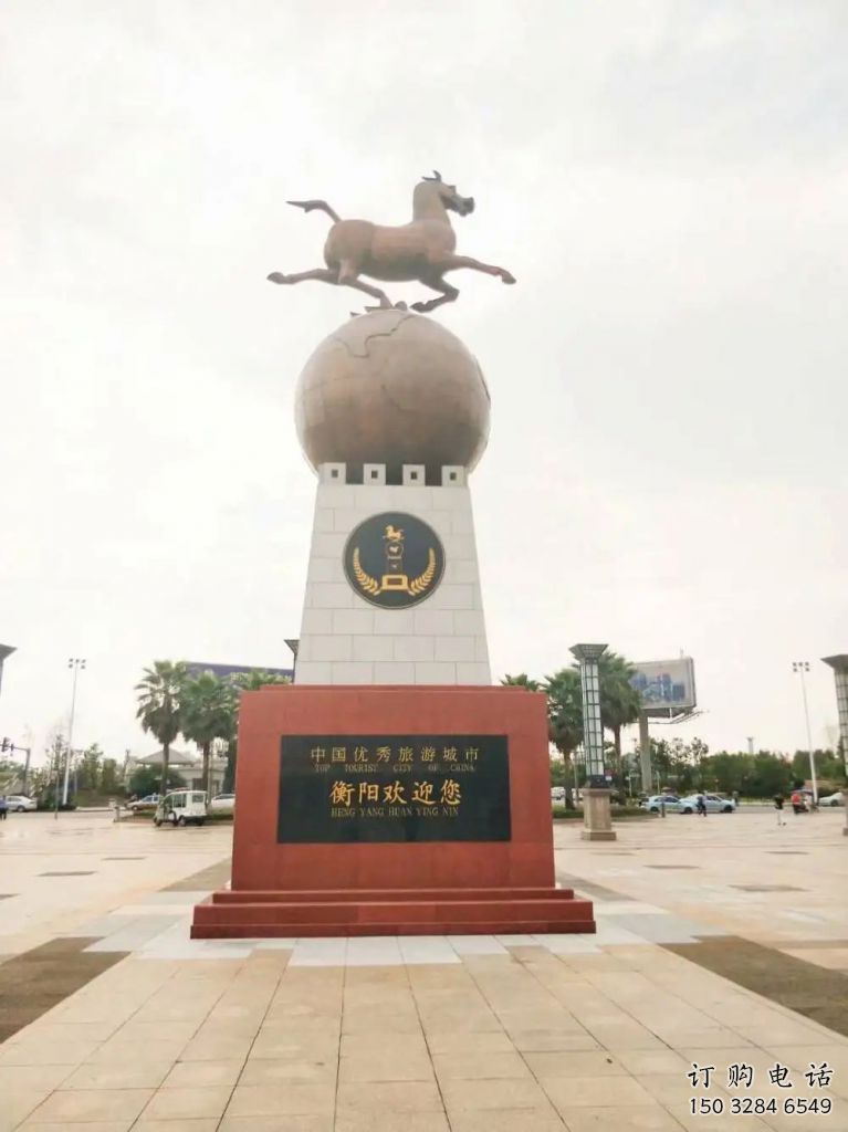 馬踏飛燕雕塑廠家 城市景觀建筑 不銹鋼馬踏飛燕雕塑 馬踏飛燕雕塑廠家 城市景觀建筑 不銹鋼馬踏飛燕雕塑