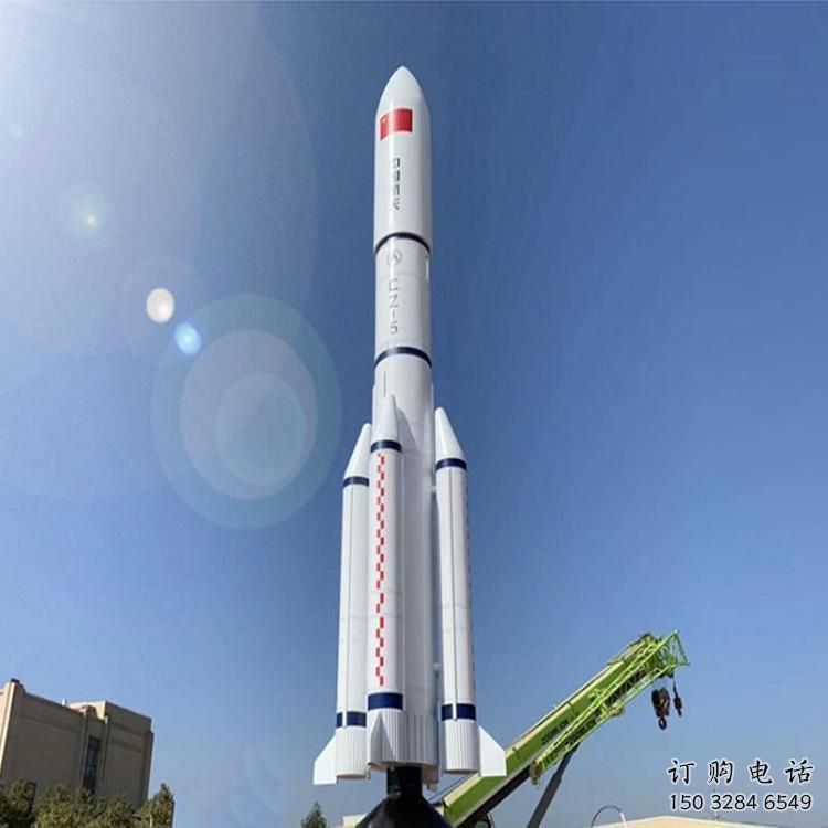 火箭雕塑 戶外噴漆擺件 大型不銹鋼火箭雕塑廠家 火箭雕塑 戶外噴漆擺件 大型不銹鋼火箭雕塑廠家