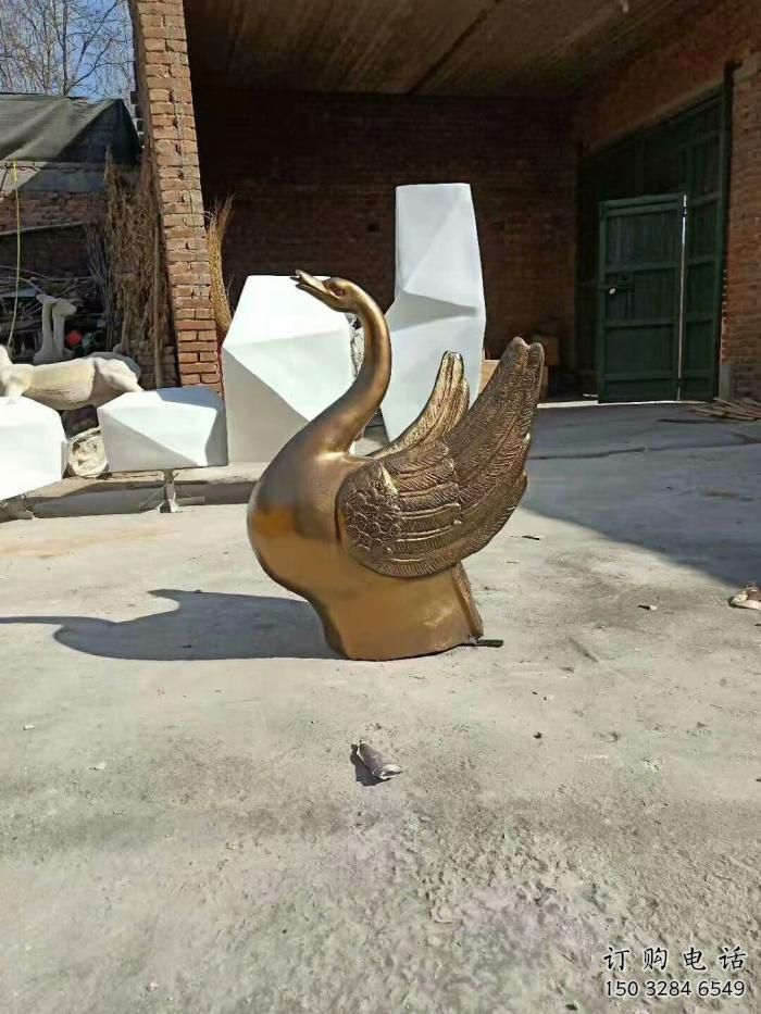 仿古鵝雕塑廠家 抽象公園小品 戶外噴水鵝雕塑