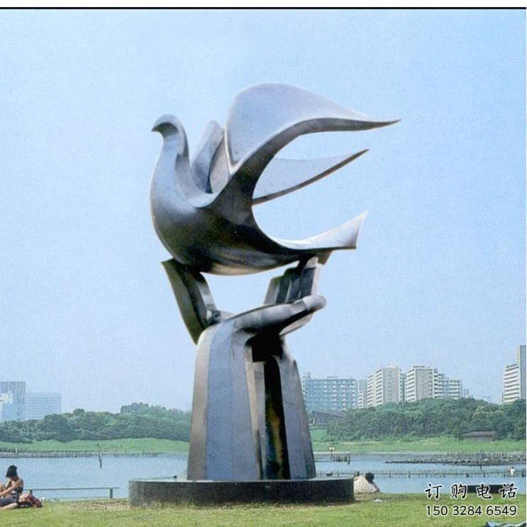 步行街飛鴿雕塑廠家 創(chuàng)意廣場(chǎng)擺件 戶外仿真飛鴿雕塑 步行街飛鴿雕塑廠家 創(chuàng)意廣場(chǎng)擺件 戶外仿真飛鴿雕塑
