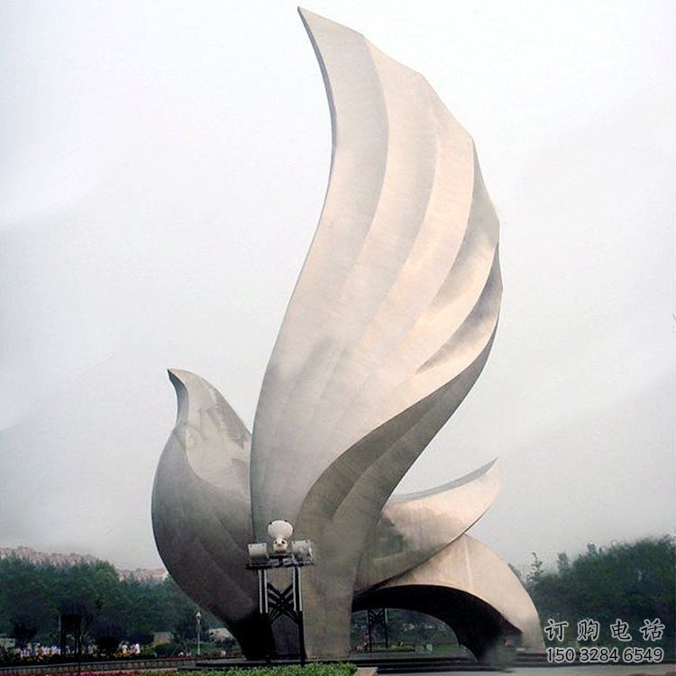 房地產(chǎn)飛鴿雕塑廠家 創(chuàng)意現(xiàn)代擺件 公園啞光飛鴿雕塑 房地產(chǎn)飛鴿雕塑廠家 創(chuàng)意現(xiàn)代擺件 公園啞光飛鴿雕塑