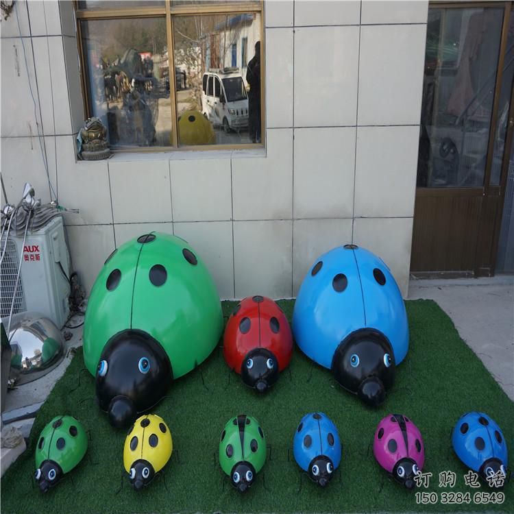 商場(chǎng)甲殼蟲(chóng)雕塑廠家 中式戶外小品 酒店拉絲甲殼蟲(chóng)雕塑 商場(chǎng)甲殼蟲(chóng)雕塑廠家 中式戶外小品 酒店拉絲甲殼蟲(chóng)雕塑