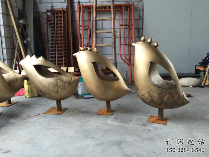 仿古小鳥雕塑廠家 戶外賓館小品 玄關(guān)噴漆小鳥雕塑 仿古小鳥雕塑廠家 戶外賓館小品 玄關(guān)噴漆小鳥雕塑