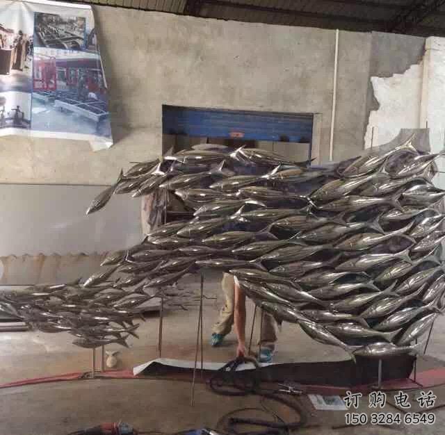 現(xiàn)代麥穗魚雕塑廠家 大型創(chuàng)意擺件 步行街異形麥穗魚雕塑 現(xiàn)代麥穗魚雕塑廠家 大型創(chuàng)意擺件 步行街異形麥穗魚雕塑
