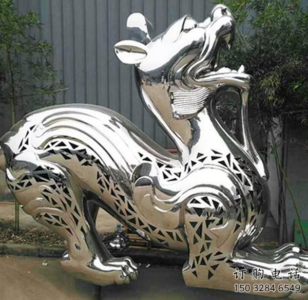 鏡面貔貅雕塑廠家 現(xiàn)代公園擺件 游樂場(chǎng)鏤空貔貅雕塑