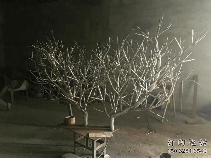 步行街鹿角雕塑廠(chǎng)家 創(chuàng)意鋼管擺件 公園切面鹿角雕塑 步行街鹿角雕塑廠(chǎng)家 創(chuàng)意鋼管擺件 公園切面鹿角雕塑