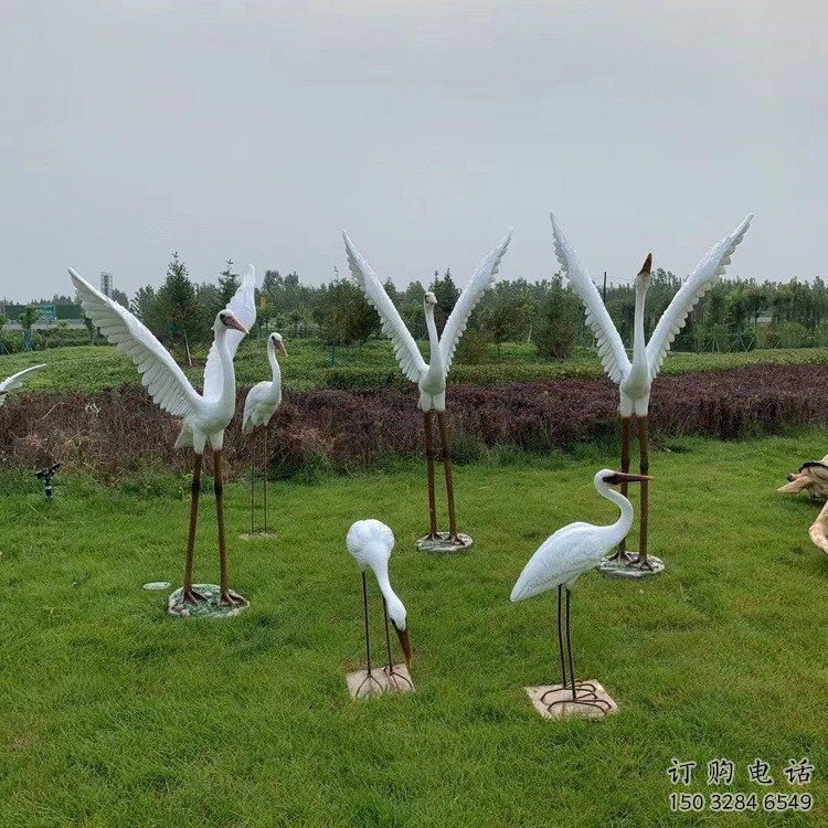 公園白鶴雕塑廠家 中式噴漆小品 風(fēng)景區(qū)仿真白鶴雕塑