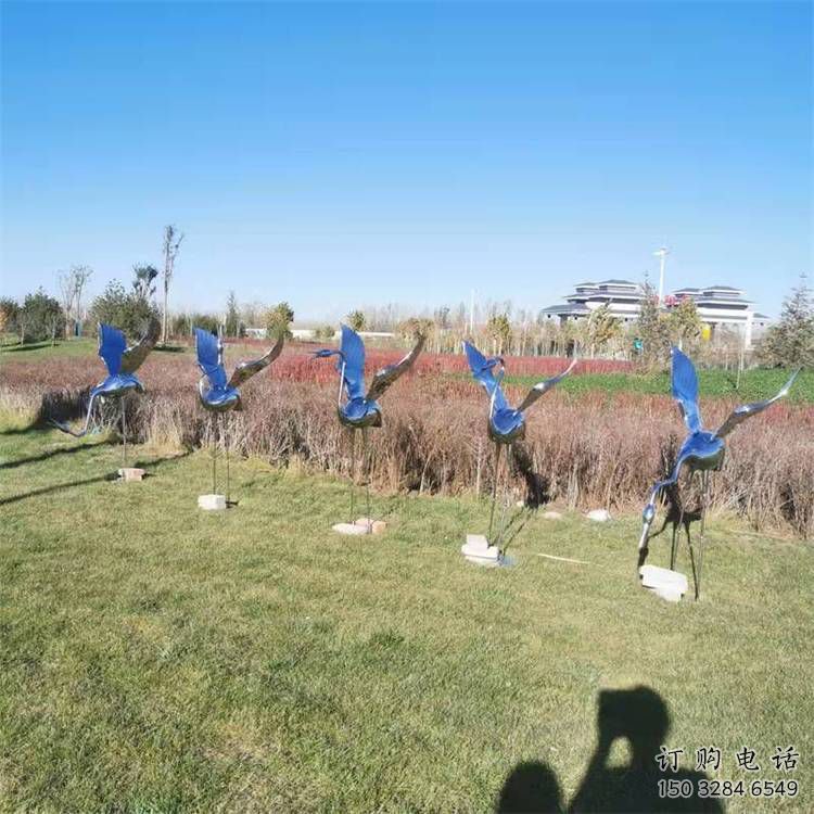 園林白鶴雕塑廠家 大型公園擺件 街道仿真白鶴雕塑 園林白鶴雕塑廠家 大型公園擺件 街道仿真白鶴雕塑