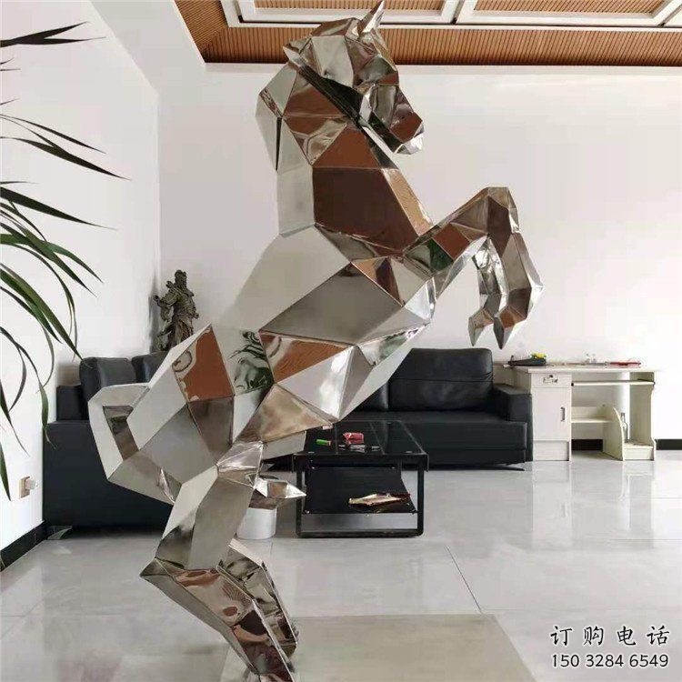 步行街奔馬雕塑廠家 創(chuàng)意歐式擺件 戶外切面奔馬雕塑 步行街奔馬雕塑廠家 創(chuàng)意歐式擺件 戶外切面奔馬雕塑
