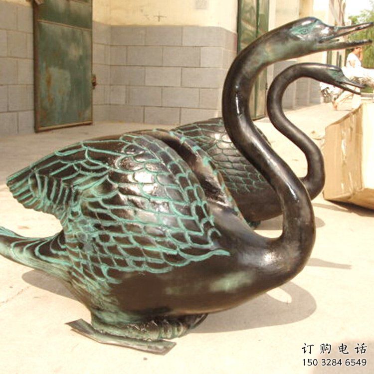 抽象鴨子雕塑廠家 創(chuàng)意戶外擺件 大門口彩繪鴨子雕塑 抽象鴨子雕塑廠家 創(chuàng)意戶外擺件 大門口彩繪鴨子雕塑