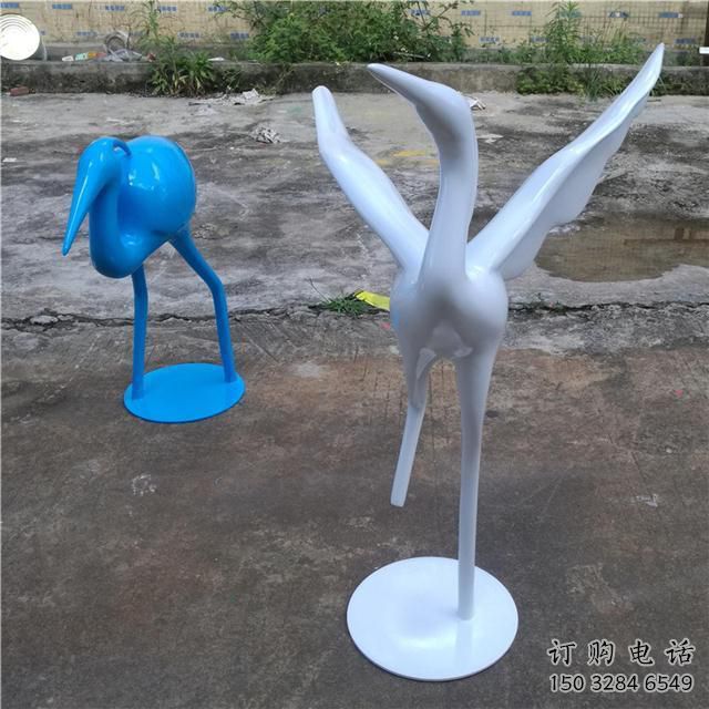 公園雀鳥雕塑廠家 中式烤漆小品 風(fēng)景區(qū)仿真雀鳥雕塑 公園雀鳥雕塑廠家 中式烤漆小品 風(fēng)景區(qū)仿真雀鳥雕塑