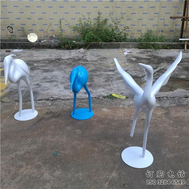 戶外雀鳥雕塑廠家 現(xiàn)代戶外小品 酒店烤漆雀鳥雕塑 戶外雀鳥雕塑廠家 現(xiàn)代戶外小品 酒店烤漆雀鳥雕塑
