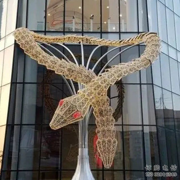 鏤空龍形雕塑廠家 現(xiàn)代抽象擺件 戶外切面龍形雕塑 鏤空龍形雕塑廠家 現(xiàn)代抽象擺件 戶外切面龍形雕塑