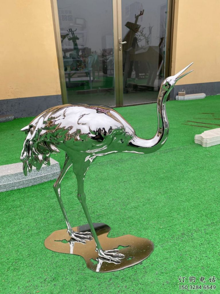 鏡面鴕鳥雕塑廠家 現(xiàn)代廣場擺件 游樂場異形鴕鳥雕塑 鏡面鴕鳥雕塑廠家 現(xiàn)代廣場擺件 游樂場異形鴕鳥雕塑