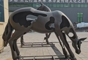 戶外跑馬雕塑廠家 現(xiàn)代抽象小品 酒店拉絲跑馬雕塑