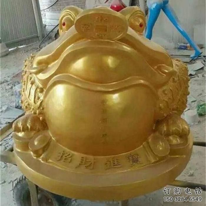 大門口金蟾雕塑廠家 歐式賓館擺件 風(fēng)景區(qū)仿古金蟾雕塑 大門口金蟾雕塑廠家 歐式賓館擺件 風(fēng)景區(qū)仿古金蟾雕塑