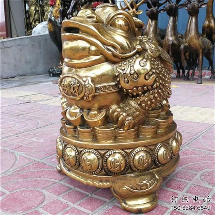步行街金蟾雕塑廠家 創(chuàng)意烤漆擺件 大型仿真金蟾雕塑 步行街金蟾雕塑廠家 創(chuàng)意烤漆擺件 大型仿真金蟾雕塑
