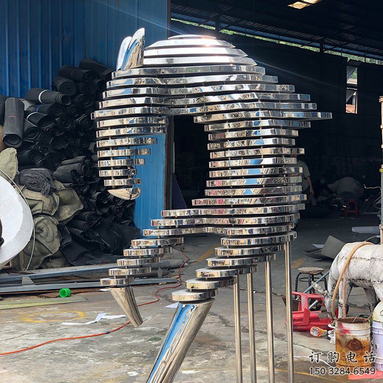 拉絲馬頭雕塑廠家 大型剪影擺件 游樂(lè)場(chǎng)異形馬頭雕塑
