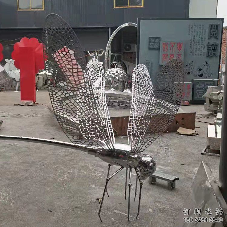抽象蜻蜓點(diǎn)水雕塑廠家 創(chuàng)意擺件 幾何鏡面蜻蜓點(diǎn)水雕塑 抽象蜻蜓點(diǎn)水雕塑廠家 創(chuàng)意擺件 幾何鏡面蜻蜓點(diǎn)水雕塑