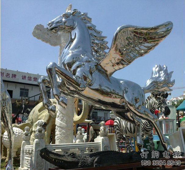 鍛造飛馬雕塑廠家 現(xiàn)代鏡面擺件 廣場(chǎng)仿真飛馬雕塑