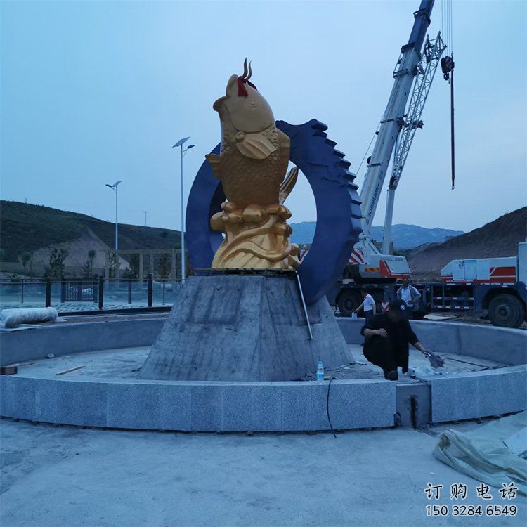 別墅鯉魚(yú)跳龍門(mén)雕塑廠家 戶外現(xiàn)代噴漆小品 