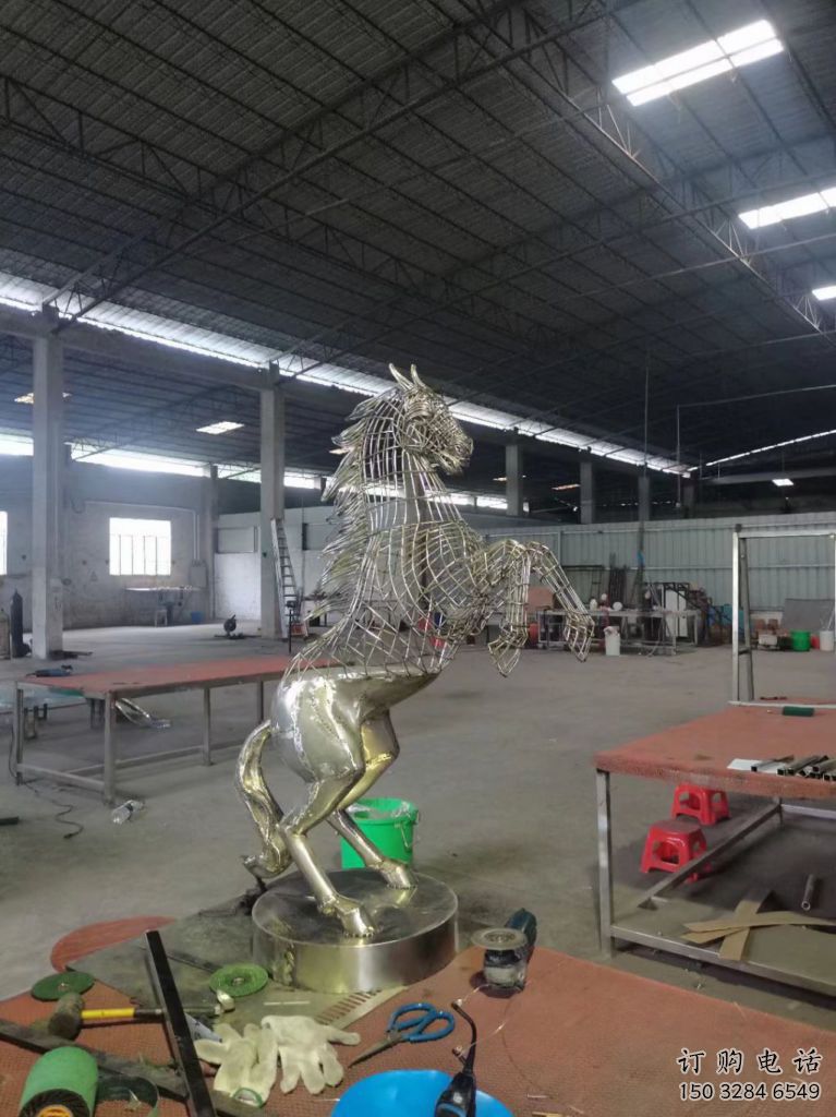 幼兒園花片馬雕塑廠家 卡通噴漆小品 大型異形花片馬雕塑 幼兒園花片馬雕塑廠家 卡通噴漆小品 大型異形花片馬雕塑