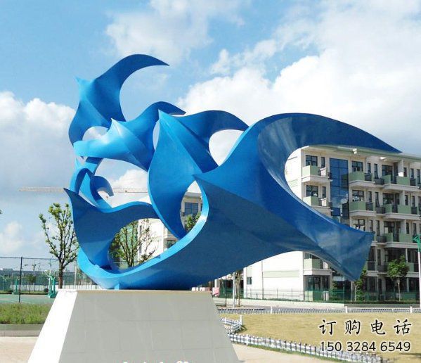 草地和平鴿雕塑廠家 戶外異形小品 現(xiàn)代抽象和平鴿雕塑