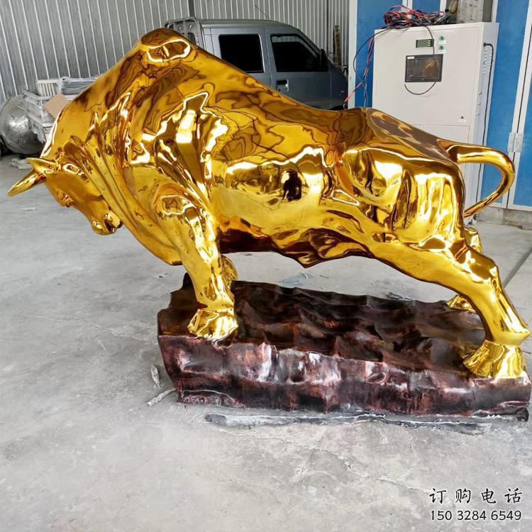 街道金牛雕塑廠家 創(chuàng)意村口小品 大型拉絲金牛雕塑