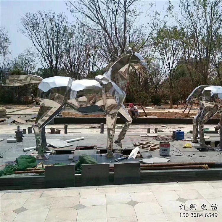 鍛造駿馬雕塑廠家 公園廣場擺件 戶外鏡面駿馬雕塑 鍛造駿馬雕塑廠家 公園廣場擺件 戶外鏡面駿馬雕塑