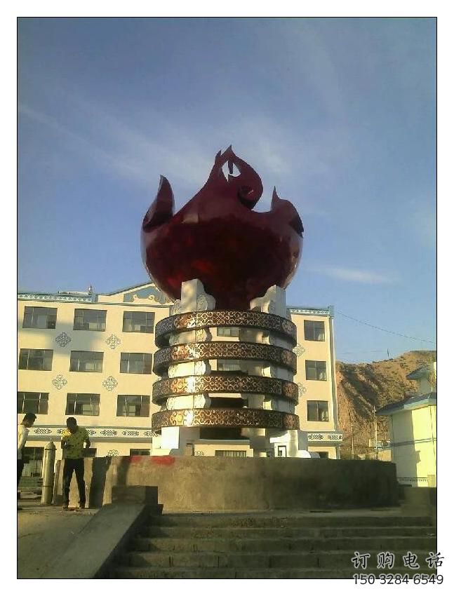 戶外火焰雕塑廠家 現(xiàn)代烤漆擺件 大型不銹鋼火焰雕塑