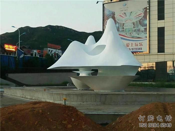創(chuàng)意假山雕塑廠家 房地產(chǎn)小品 公園不銹鋼假山雕塑