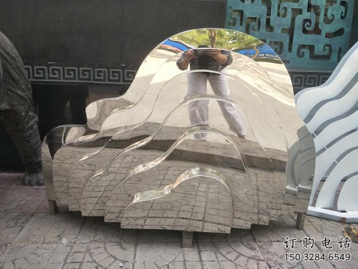 中式假山雕塑廠家 鏡面現代小品 創(chuàng)意不銹鋼假山雕塑