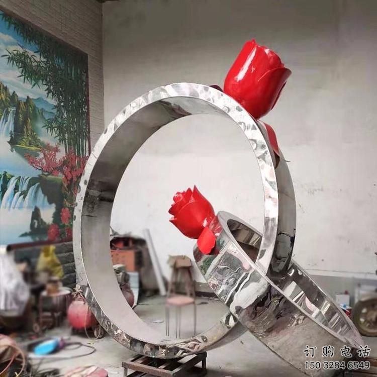 噴漆指環(huán)雕塑廠家 中式村口小品 鏡面不銹鋼指環(huán)雕塑