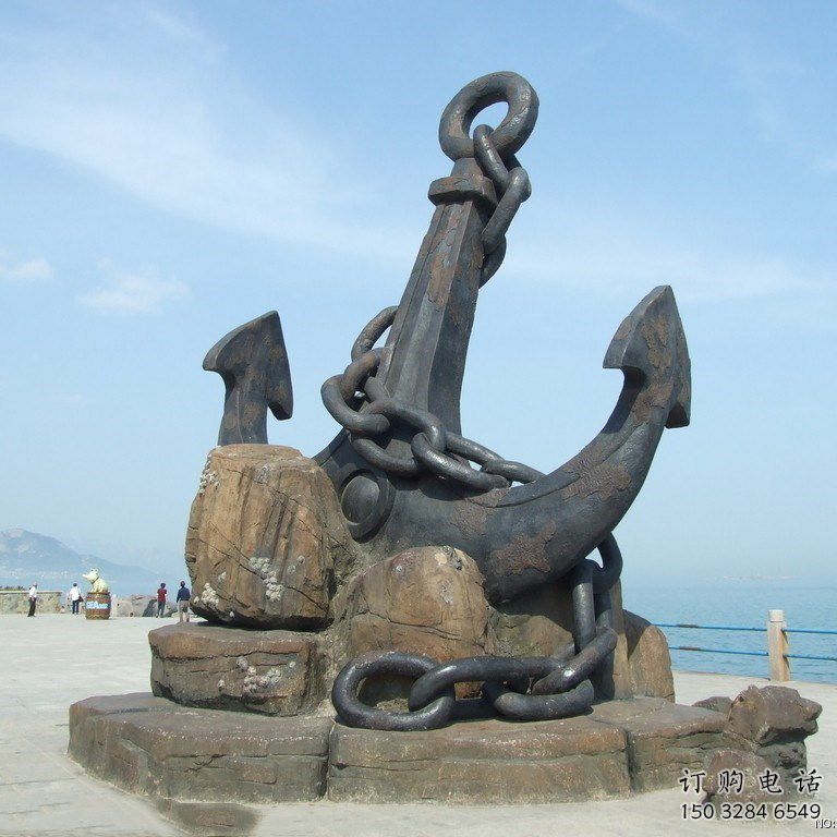 別墅區(qū)船舵雕塑廠家 大型擺件 創(chuàng)意不銹鋼船舵雕塑生產