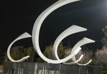 切面小船雕塑廠家 庭院擺件 抽象不銹鋼小船雕塑生產