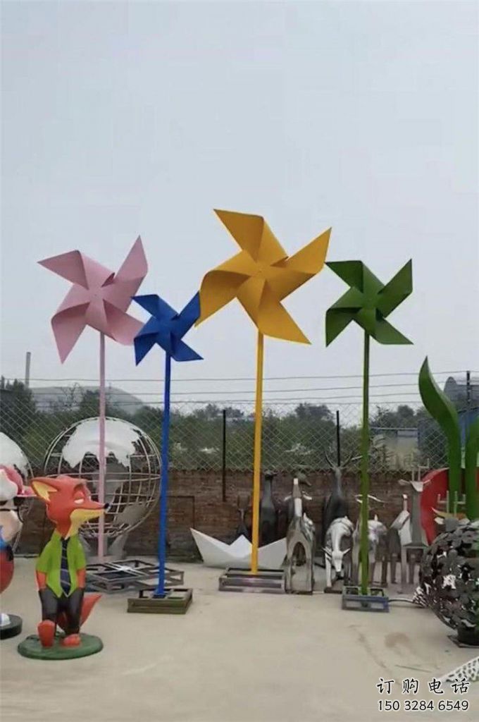 公園風(fēng)車雕塑廠家 戶外擺件 大型不銹鋼風(fēng)車雕塑生產(chǎn)