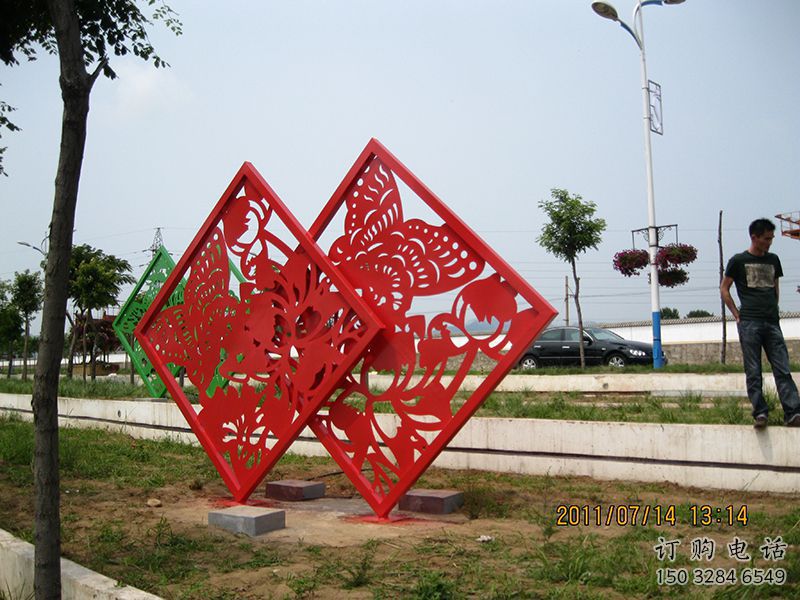 公園屏風(fēng)雕塑廠家 戶外擺件 剪紙不銹鋼屏風(fēng)雕塑 公園屏風(fēng)雕塑廠家 戶外擺件 剪紙不銹鋼屏風(fēng)雕塑