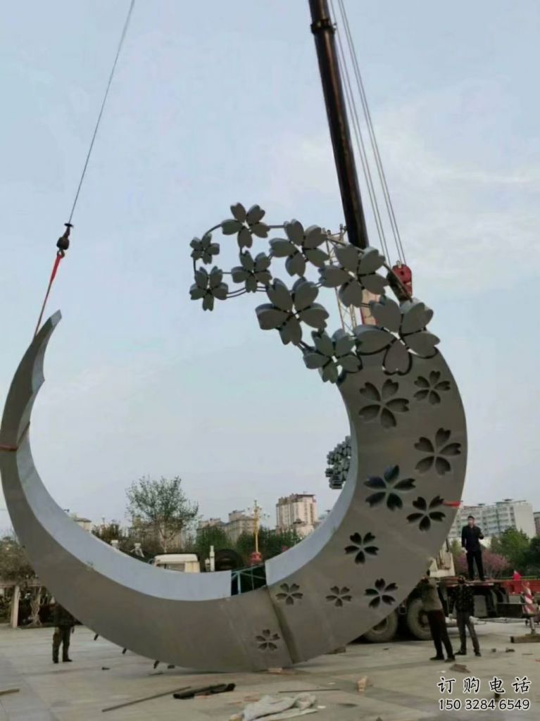 歐式月牙形雕塑廠家 抽象擺件 現(xiàn)代不銹鋼月牙形雕塑生產(chǎn) 歐式月牙形雕塑廠家 抽象擺件 現(xiàn)代不銹鋼月牙形雕塑生產(chǎn)