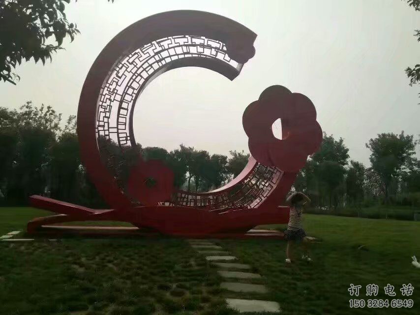街頭環(huán)形雕塑廠家 大型別墅區(qū)擺件 戶外不銹鋼環(huán)形雕塑生產(chǎn) 街頭環(huán)形雕塑廠家 大型別墅區(qū)擺件 戶外不銹鋼環(huán)形雕塑生產(chǎn)