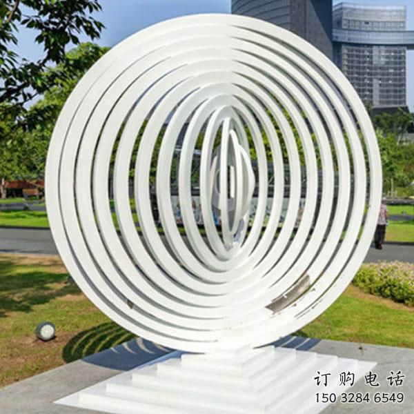 噴漆環(huán)形雕塑廠家 中式村口小品 現(xiàn)代不銹鋼環(huán)形雕塑生產(chǎn) 噴漆環(huán)形雕塑廠家 中式村口小品 現(xiàn)代不銹鋼環(huán)形雕塑生產(chǎn)