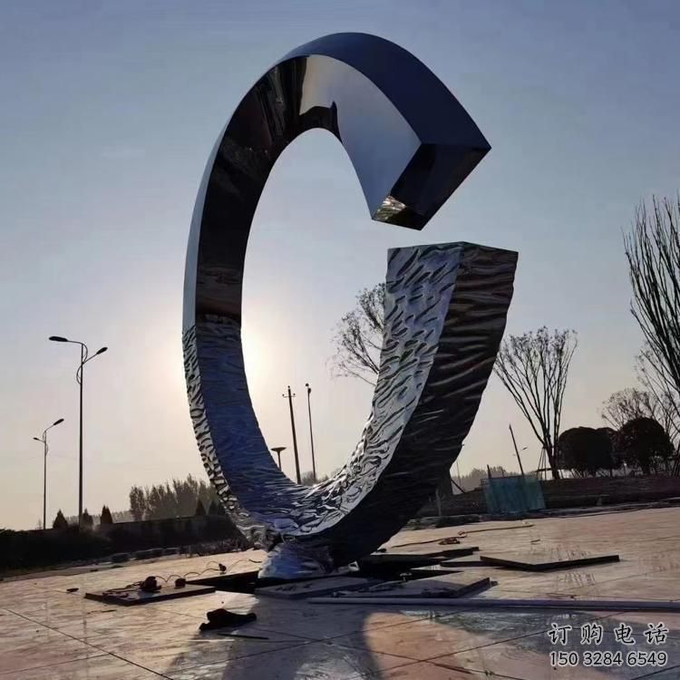 別墅區(qū)圓圈雕塑廠家 大型戶外擺件 創(chuàng)意不銹鋼圓圈雕塑生產 別墅區(qū)圓圈雕塑廠家 大型戶外擺件 創(chuàng)意不銹鋼圓圈雕塑生產