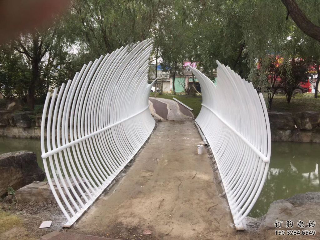 鏤空拱門雕塑廠家 園林小品 大型不銹鋼拱門雕塑生產(chǎn)