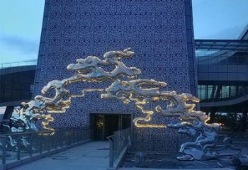 鏡面大門(mén)雕塑廠家 烤漆大型擺件 創(chuàng)意不銹鋼大門(mén)雕塑生產(chǎn)