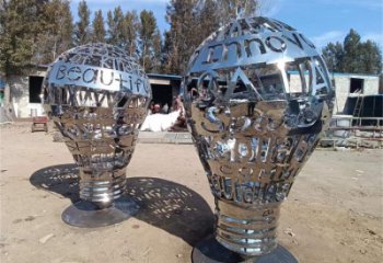 創(chuàng)意燈泡雕塑廠家 創(chuàng)意小品 公園不銹鋼燈泡雕塑制作