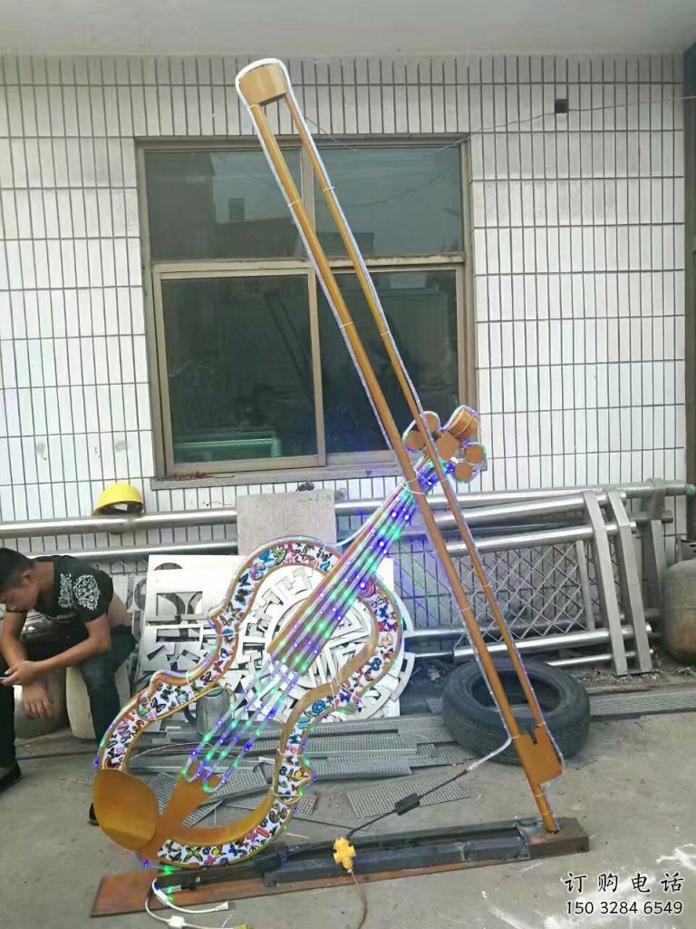 異形提琴雕塑廠家 現(xiàn)代小品 戶外不銹鋼提琴雕塑 異形提琴雕塑廠家 現(xiàn)代小品 戶外不銹鋼提琴雕塑